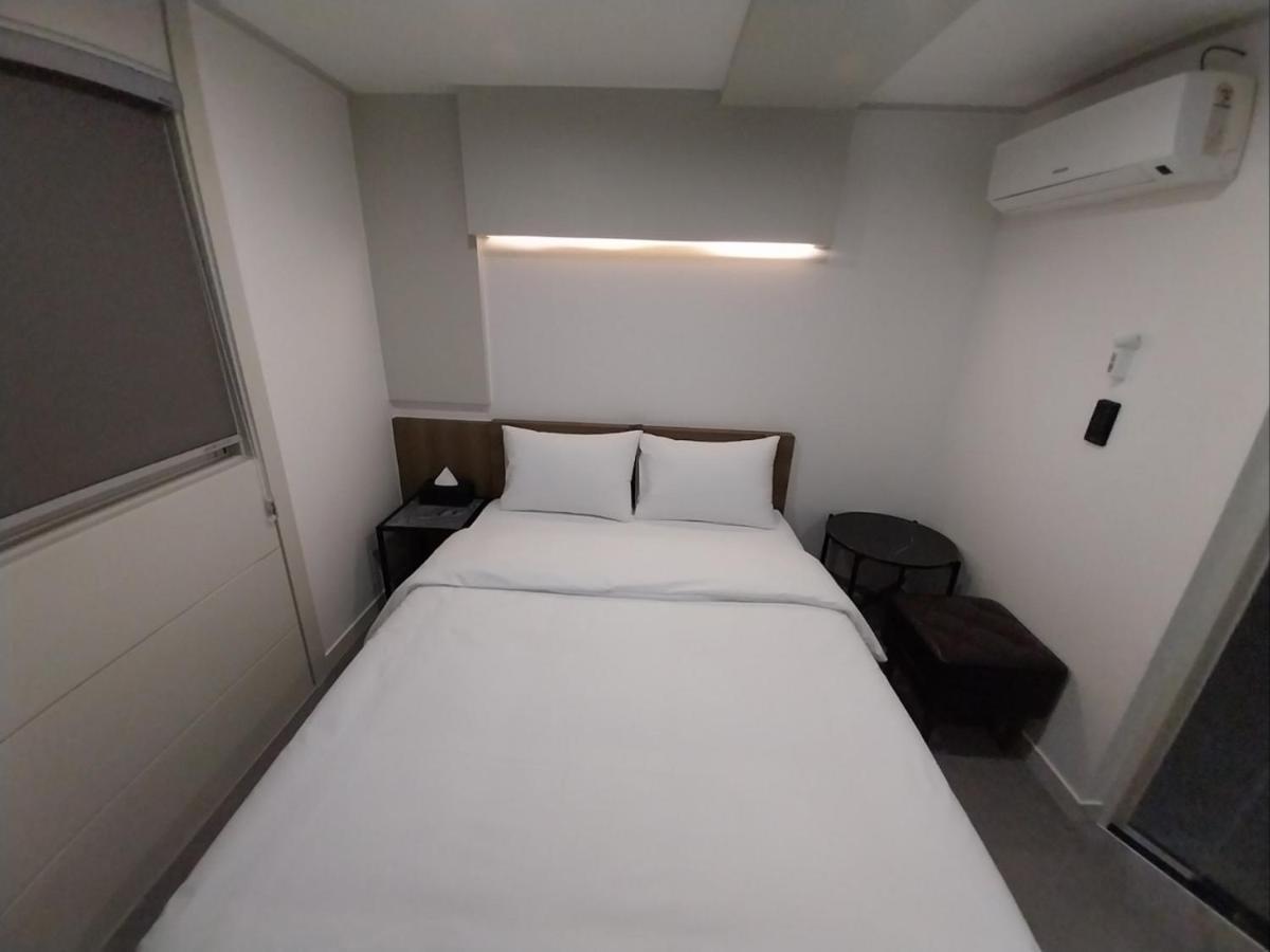 Hotel Stay Inn Сеул Экстерьер фото