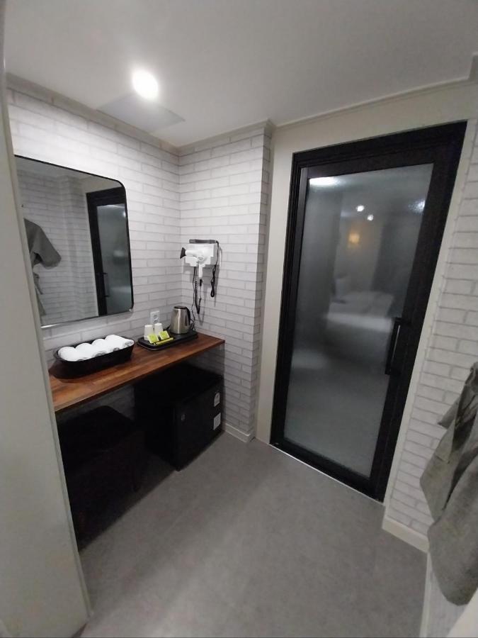Hotel Stay Inn Сеул Экстерьер фото