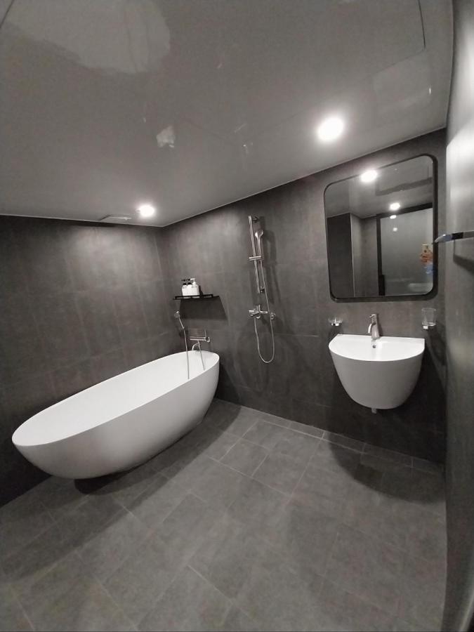 Hotel Stay Inn Сеул Экстерьер фото