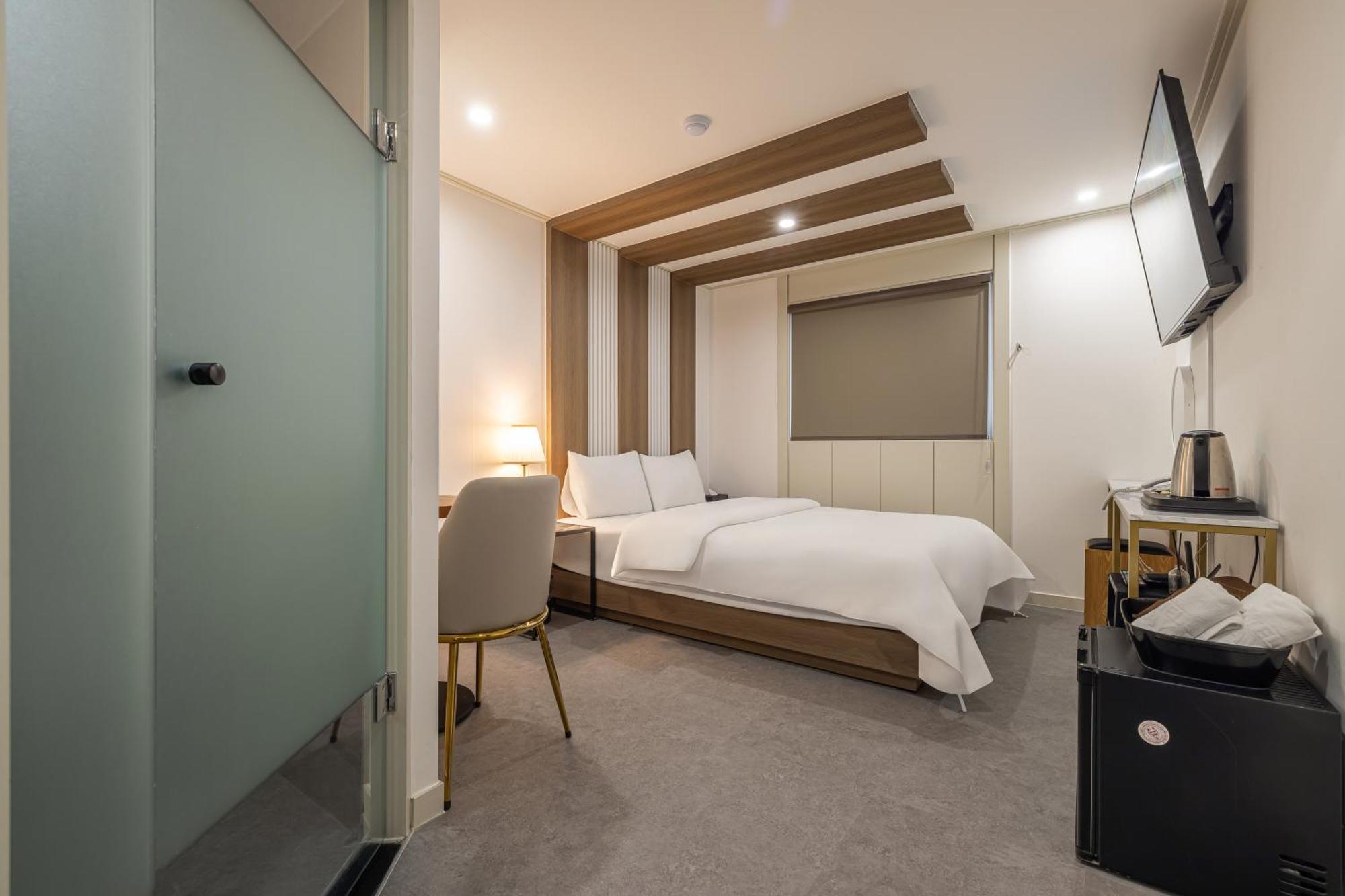 Hotel Stay Inn Сеул Экстерьер фото
